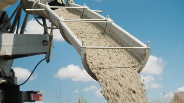 Best Concrete Contractor Near Me  in Oskaloosa, IA